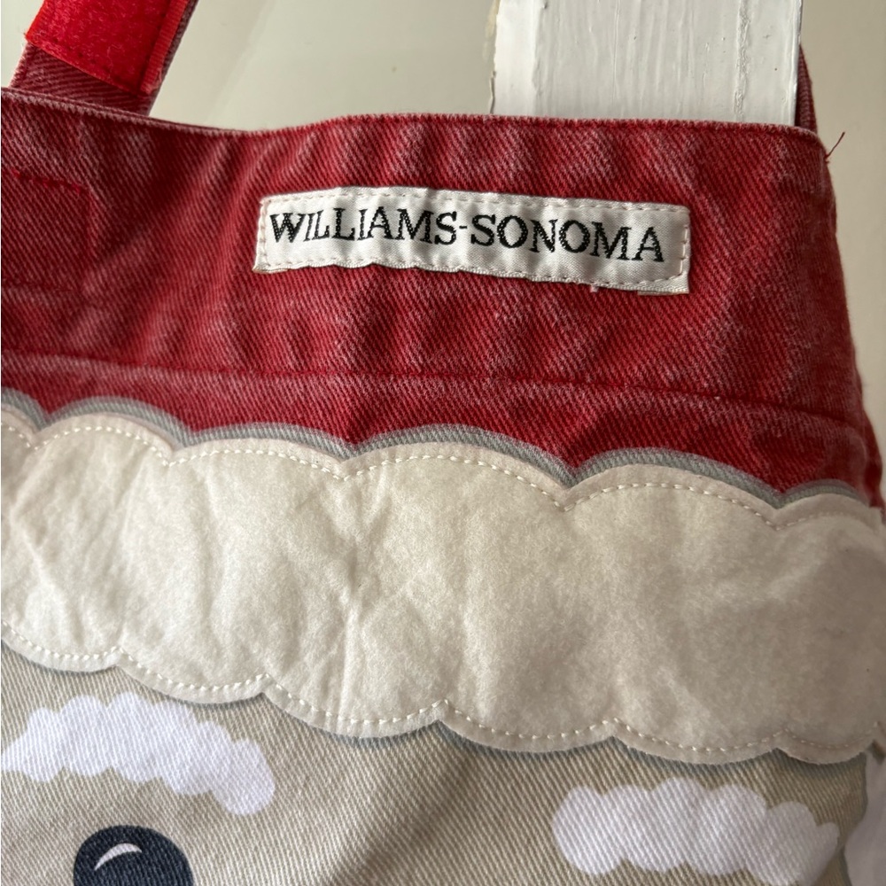 Williams Sonoma | Holiday Santa Kids Apron | One Size - Picture 8 of 11